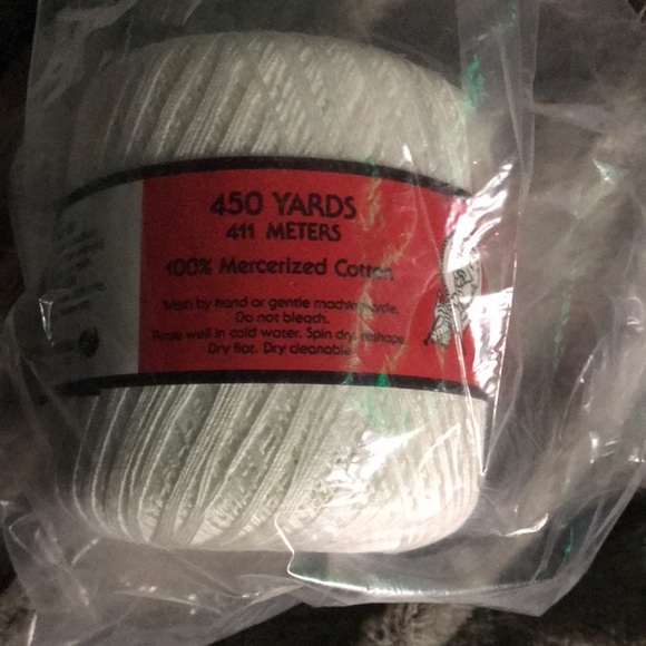 Aunt Lydia’s Giant Crochet white 450 yards 100% Mercerized Cotton New - Picture 3 of 3